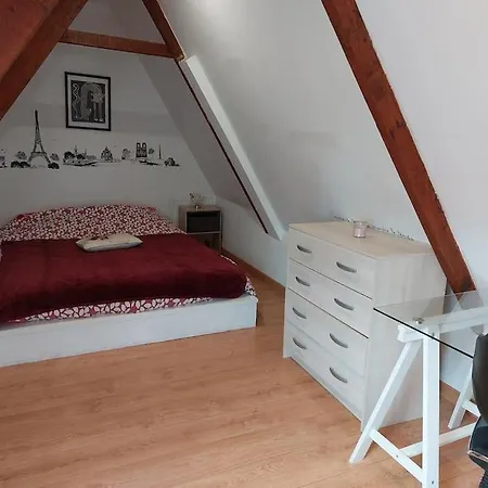 Casa de Férias Cosy 20 Min De Lille 6 Personnes Gruson